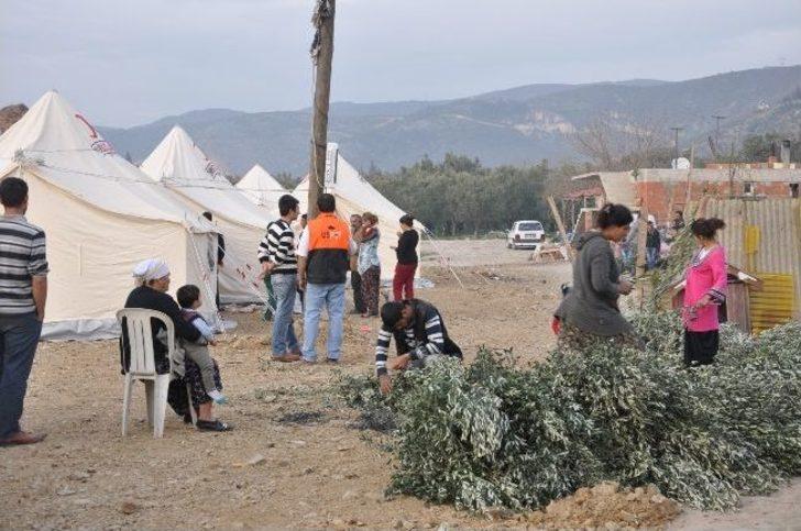 Yangınzede Romanlara Yardım G2