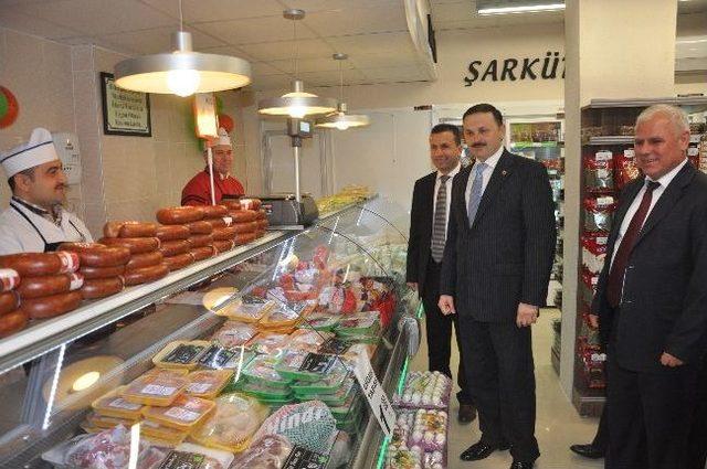 Yeşil Portakal Marketler Zinciri Manisa Genelinde 12. Şubesini Açtı