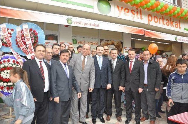 Yeşil Portakal Marketler Zinciri Manisa Genelinde 12. Şubesini Açtı