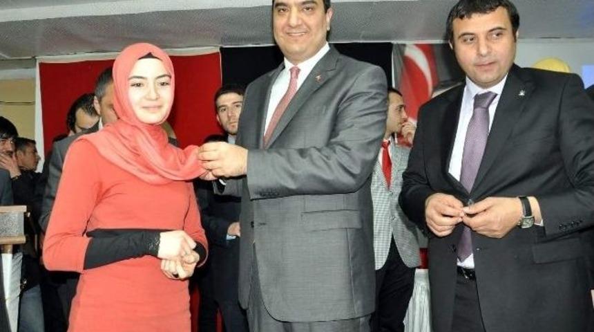 &Ccedil;i&ccedil;ekdağı&rsquo;nda Ak Parti Danışma Toplantısı Ger&ccedil;ekleşti