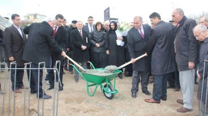 &Ccedil;ankaya&rsquo;da Berfo Ana Parkı&rsquo;nın Temeli T&ouml;renle Atıldı