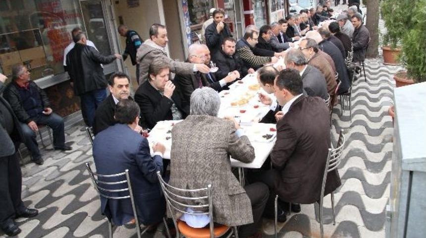 Akhisar Esnafından Belediye'ye Teşekkür