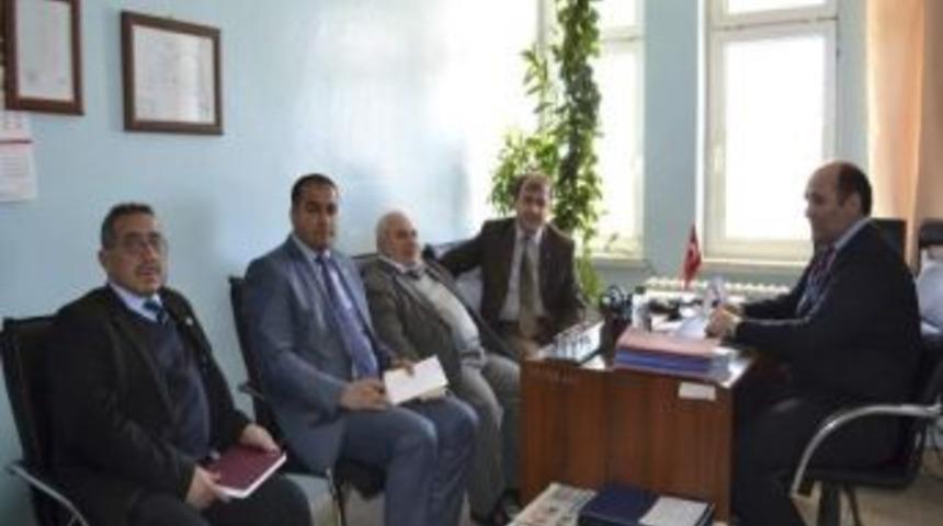 Besni&rsquo;de Eğitim-iş Toplantısı