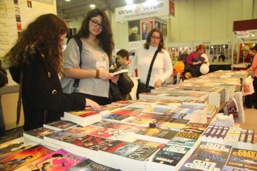 Bursa Kitap Fuarı Kapılarını A&ccedil;tı
