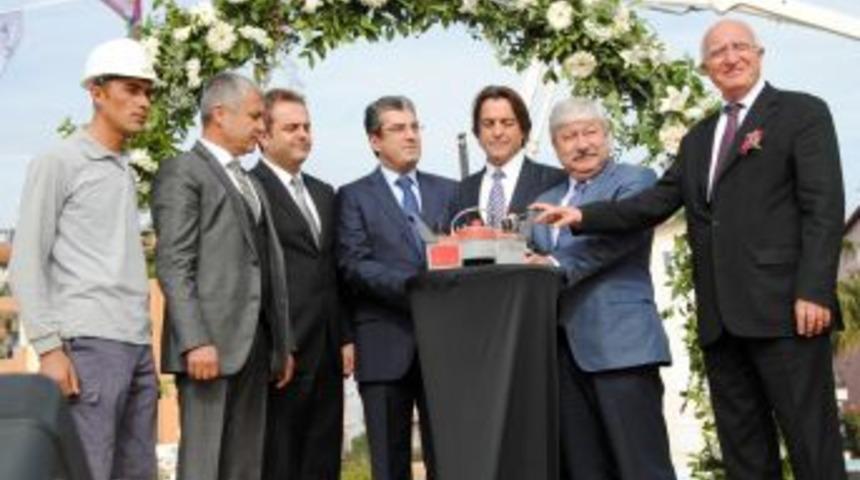 CHP'li G&uuml;naydın: AKP Iki C&uuml;mlelik Bir Parti