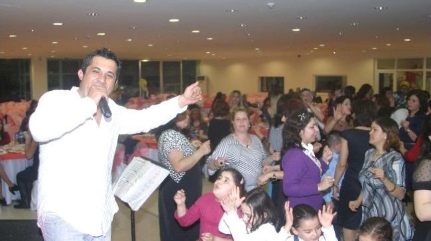 Atat&uuml;rk İlk&ouml;ğretim'den "birlik Ve Beraberlik" Gecesi