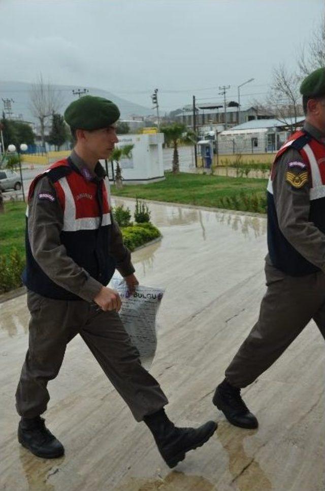 Kablo Hırsızları Araçları Arıza Yapınca Yakayı Ele Verdi