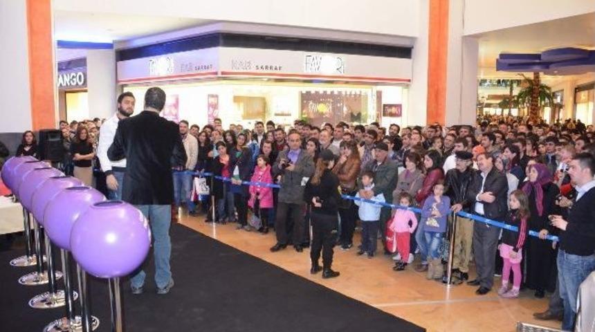 Forum Kayseri&rsquo;de Araba &Ccedil;ekilişi Yapıldı