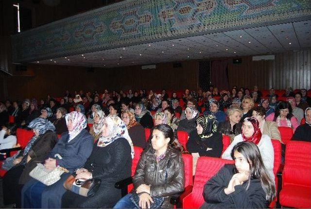 Malkara’ Da 'ben Kimim' Konulu Konferans Düzenlendi