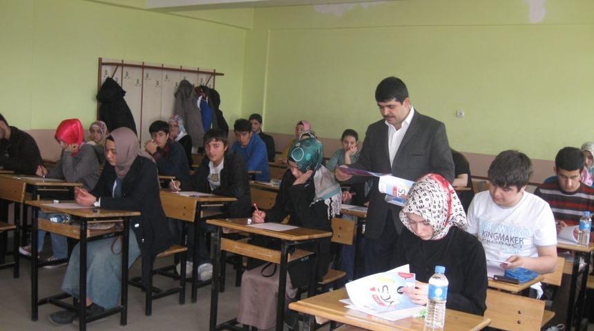 &Uuml;niversite Adaylarına Son YGS Provası