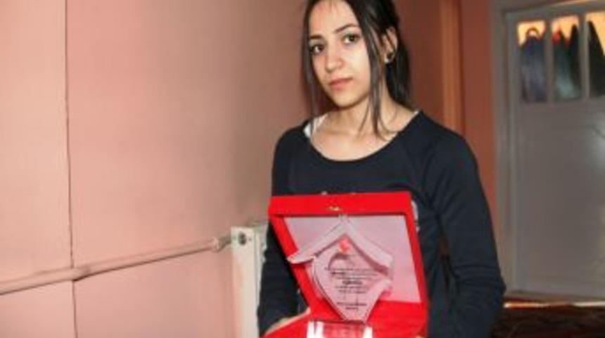 Ter&ouml;r &Ouml;rg&uuml;t&uuml; PKK Mağduru Aileden &Ccedil;&ouml;z&uuml;m S&uuml;recine Tam Destek