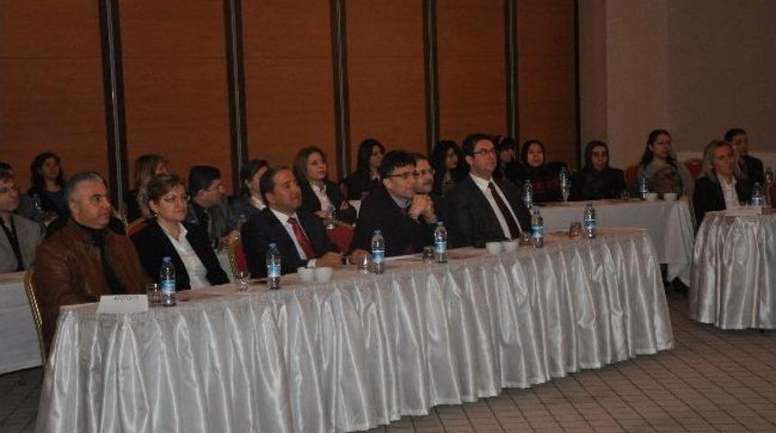 Hastane Personeline “kişilerarası İletişim Ve Hasta-sağlık Personeli İlişkisi“ Sempozyumu