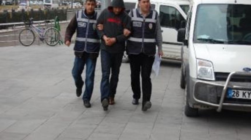 Baltalı Kavganın Altından “amca Cinayeti Çıktı”