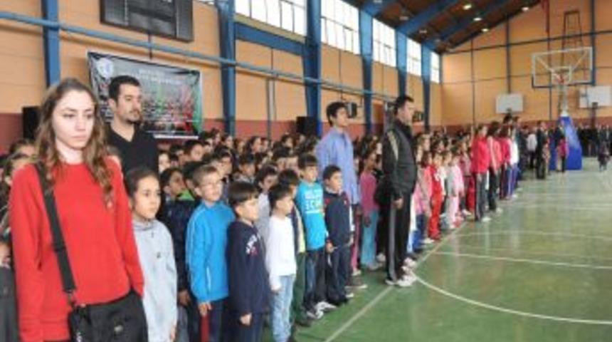 Boz&uuml;y&uuml;k&rsquo;te Kış Spor Okulları T&ouml;renle A&ccedil;ıldı