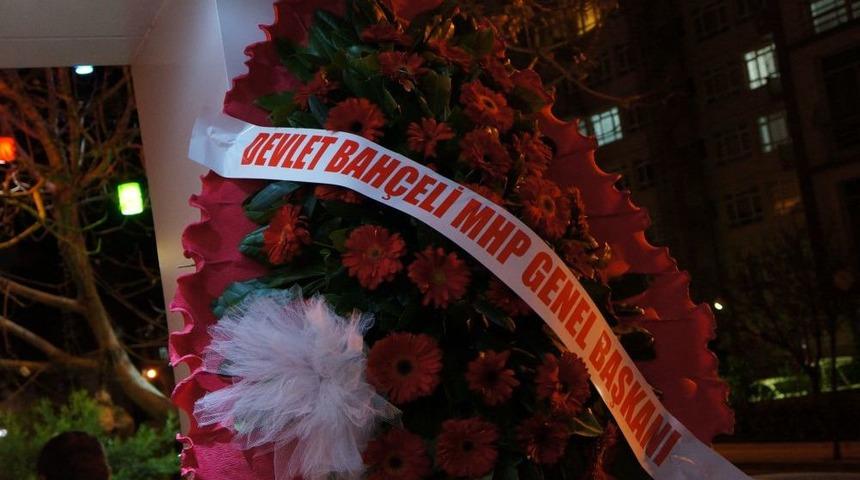 &Uuml;lk&uuml;c&uuml;leri Buluşturan D&uuml;ğ&uuml;n