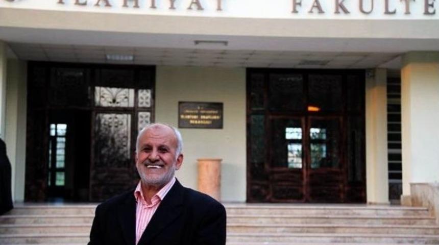 Emekli Oldu &Uuml;niversiteye Başladı