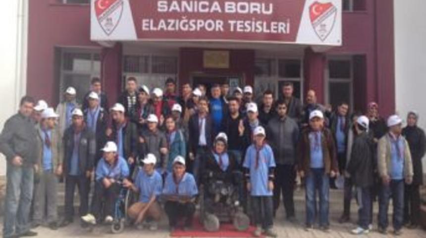 Sakatlar Derneği SB Elazığspor&rsquo;u Ziyaret etti