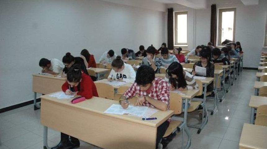 &Ouml;ğrenciler Ygs &Ouml;ncesi Ger&ccedil;ek Mekanda Ger&ccedil;ek Sınava Girdi