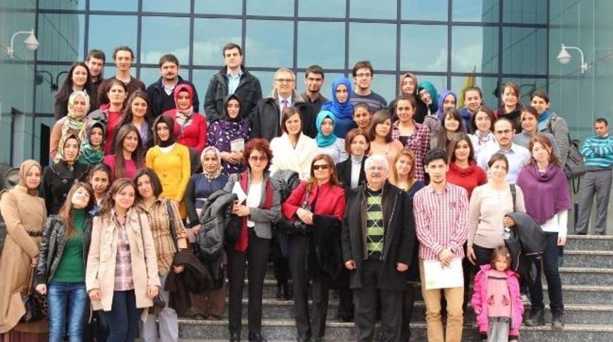 &Uuml;niversite &Ouml;ğrencilerine &ldquo;&ccedil;ocuk İstismarı Ve İhmalinin &Ouml;nlenmesi&rdquo; Eğitimi