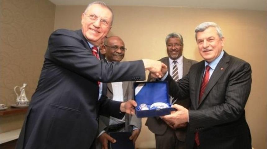 Başkan'a Sudan Heyetinden Ziyaret