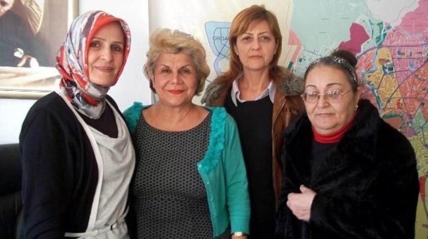 Dohayko, Kadirli Ve Kozan&rsquo;daki Hayvanları Unutmadı