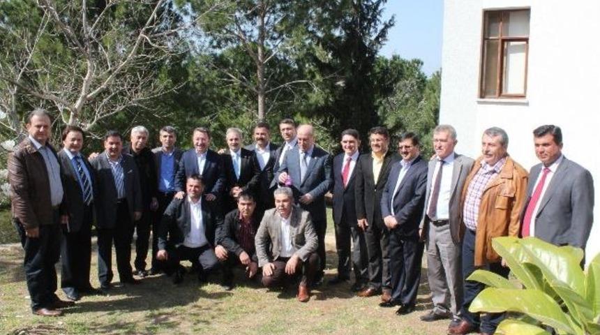Ak Parti'li Belediye Başkanları Sarı&ccedil;am&rsquo;da Toplandı