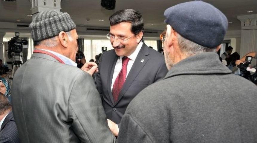 Ke&ccedil;i&ouml;ren Belediyesi, Yarım Asırlık &Ccedil;iftleri Buluşturdu