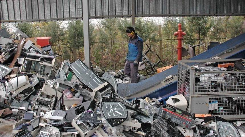 Kocaeli'nde 5 Yılda 96 Ton Elektronik Atık Toplandı