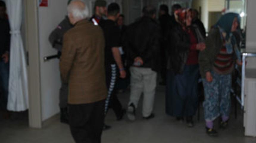 Tartıştığı yeğenini &ouml;ld&uuml;rd&uuml;