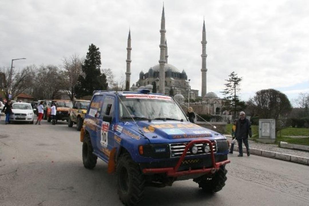 Organ Nakli İ&ccedil;in Off Road Yarışları