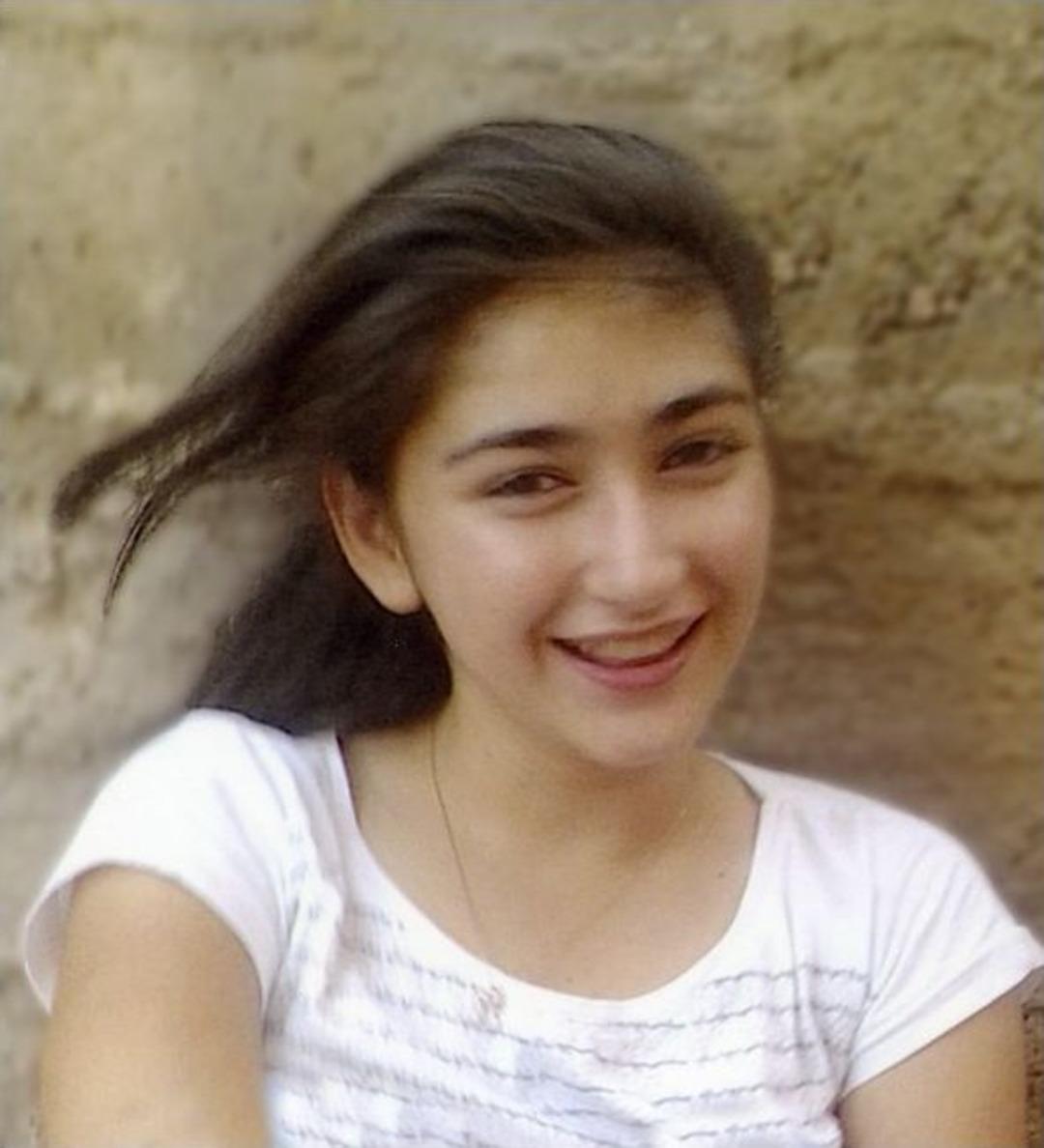 Yemin T&ouml;reni D&ouml;n&uuml;ş&uuml; Kazada &Ouml;len Gen&ccedil; Kız Toprağa Verildi