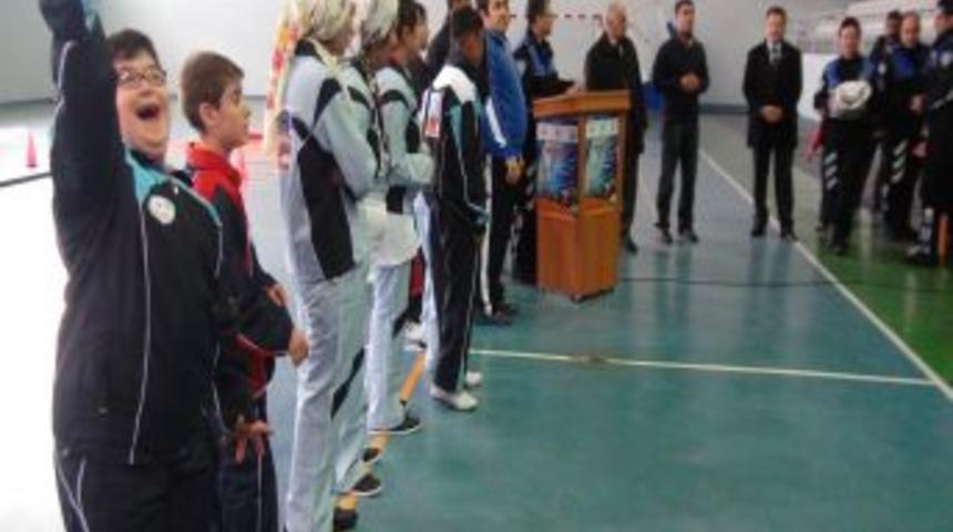 Tatvan Emniyeti Engellilere El Uzattı