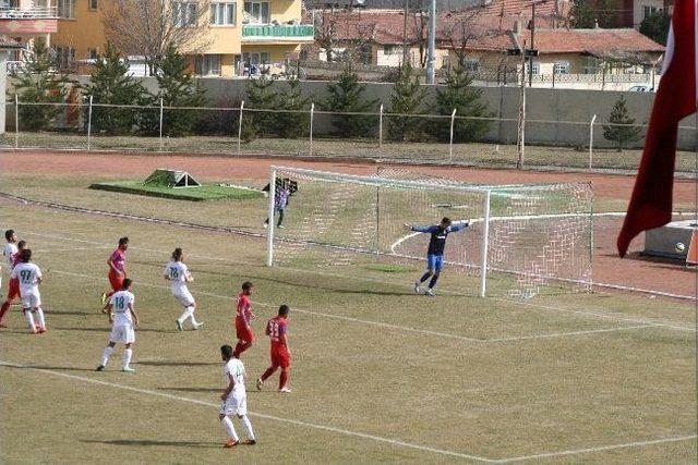 Erzincan Refahiyespor Kendi Evinde Mağlup