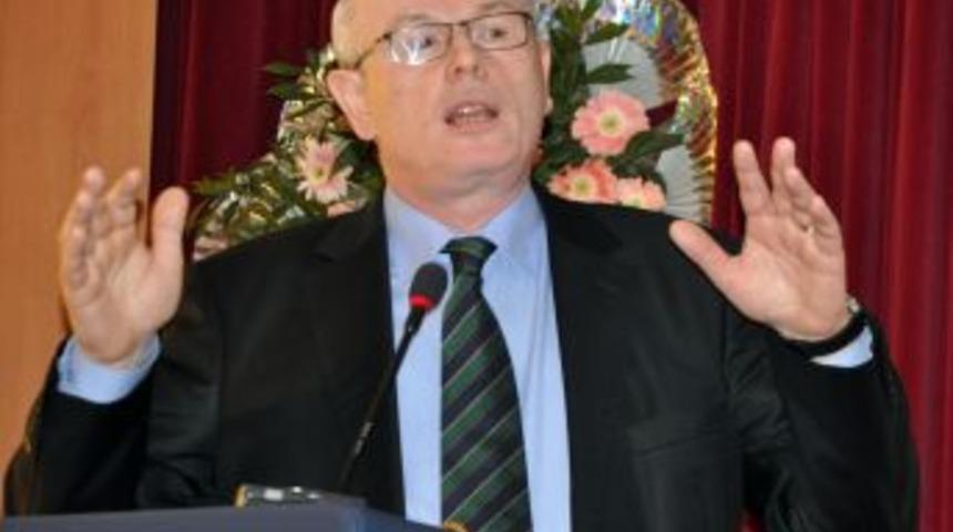 Kurt: Anayasa Referandumunda Birbirimizi Yemek Yerine Tavır Koyacağız