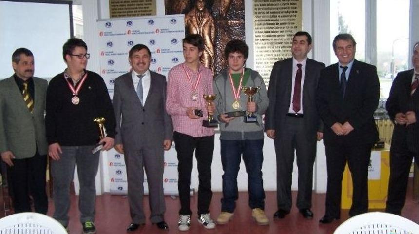 Tekirdağ Gençler Satranç Yarışmaları Tamamlandı