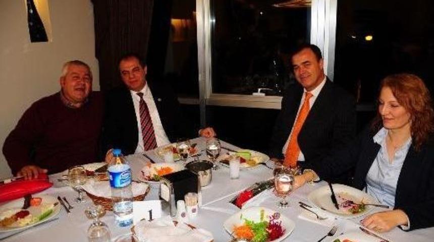 Başkan Dalgı&ccedil; Balkan T&uuml;rkleri Derneği'nin Dayanışma Yemeğine Katıldı