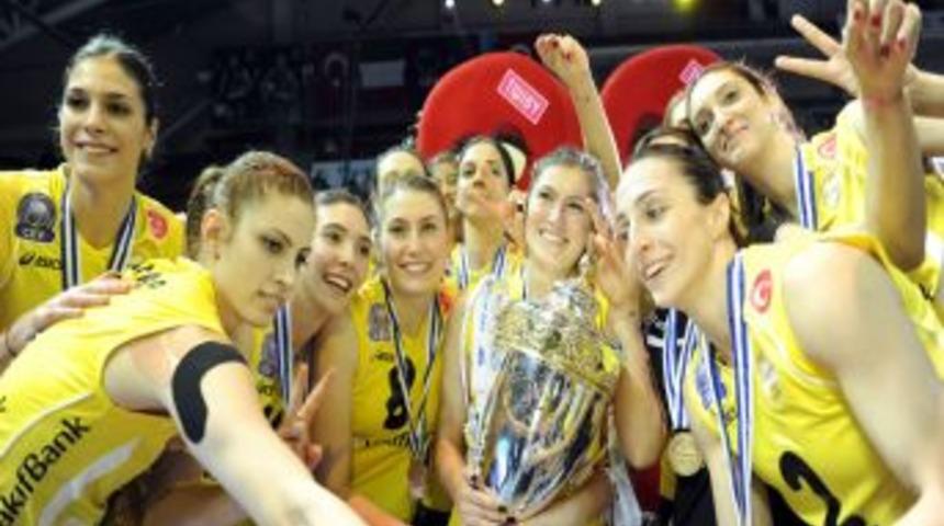 Rabıta Bak&uuml;'y&uuml; 3-0 Yenen Vakıfbank Filede Avrupa'nın En B&uuml;y&uuml;ğ&uuml;