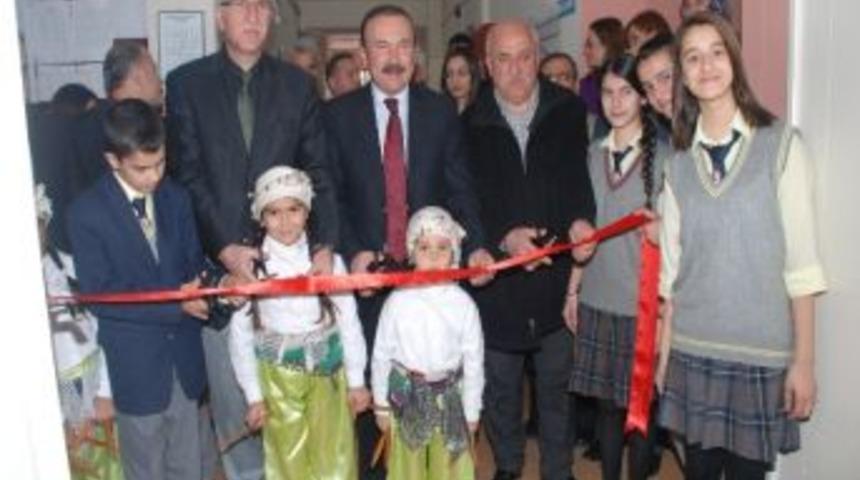 Belediyeden Bir Salonda Akşemsettin&rsquo;e