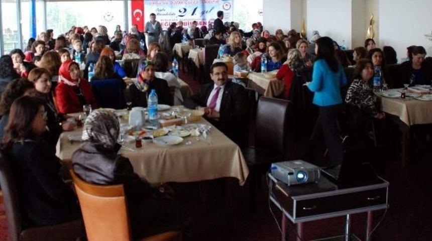 Eğitim Bir Sen&rsquo;li Kadınlar Bir Araya Geldi