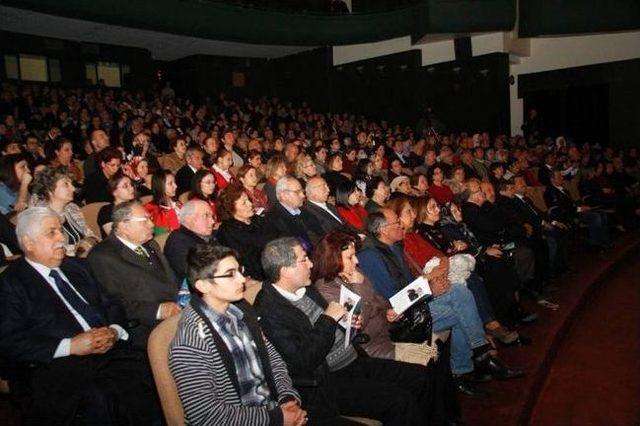 Sevenleri Sadettin Kaynak’ı Unutmadı