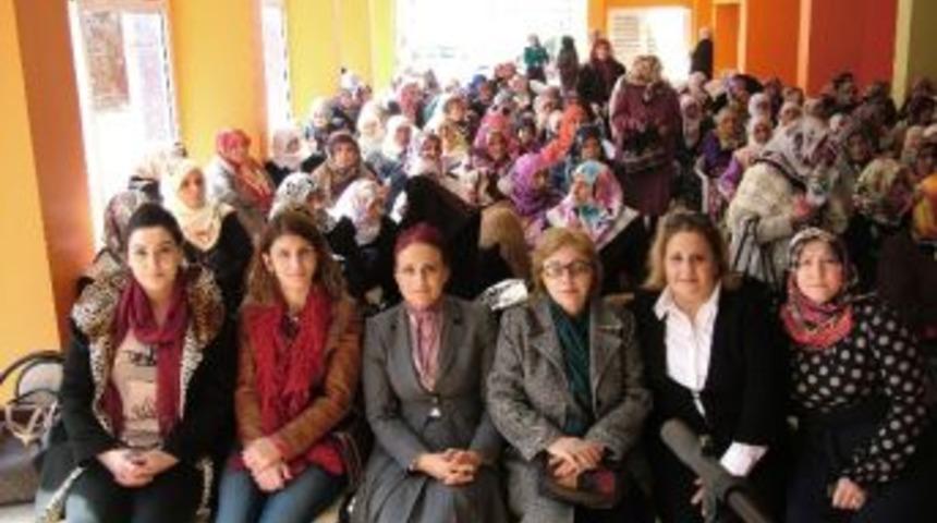 Ak Parti Yomra İl&ccedil;e Kadın Kolları &Uuml;yeleri &Ouml;zdil'de Buluştu