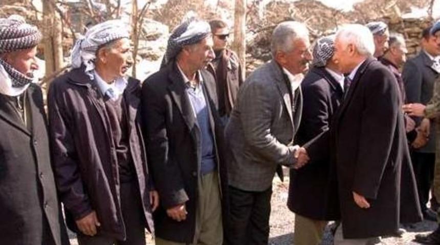 Vali Alimoğlu K&ouml;y Ziyaretlerinde