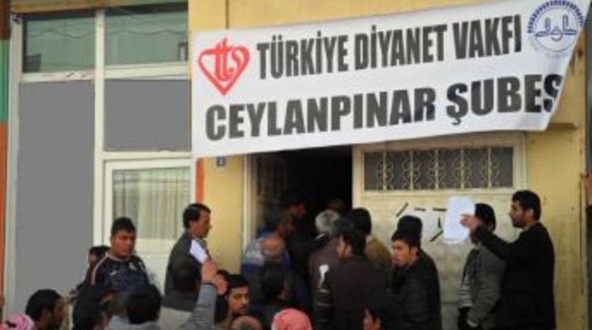 TDV'den Suriyelilere 3 TIR Dolusu Gıda Yardımı G&ouml;nderildi