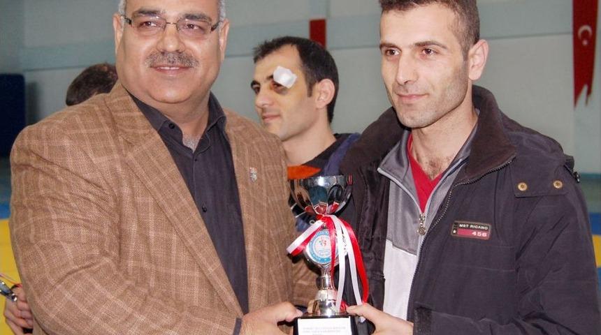 Tatvan&rsquo;da Judo Turnuvası D&uuml;zenlendi