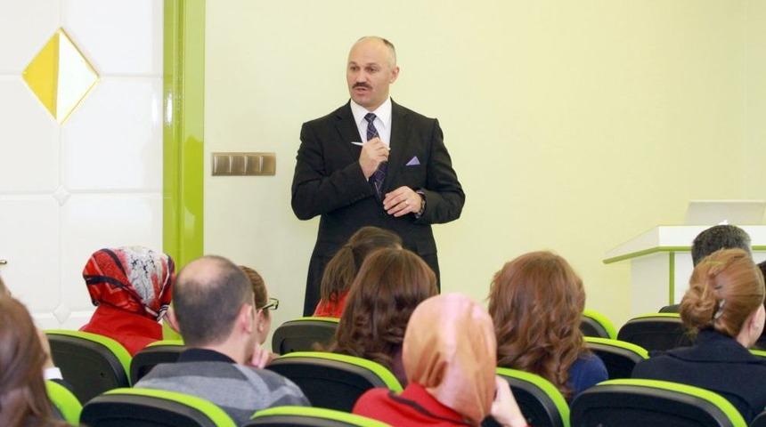 Yrd. Do&ccedil;. Dr. &Uuml;lker: &Ccedil;ocuklar Anaokulu Deneyimini Mutlaka Yaşamalı