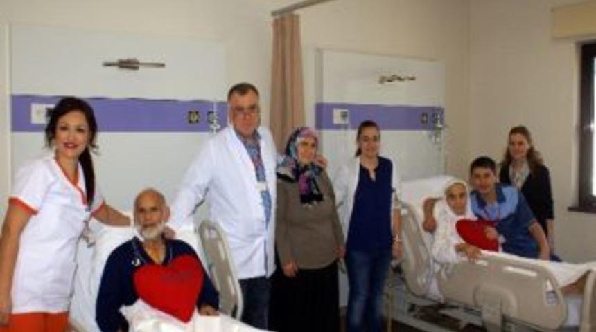 80’lik Çifti Ameliyat Bile Ayıramadı