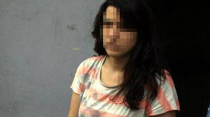 Bebeğini boğarak &ouml;ld&uuml;rd&uuml;