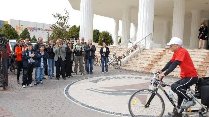 Evcilmen, Bisiklet Ekibini Çanakkale’ye Uğurladı