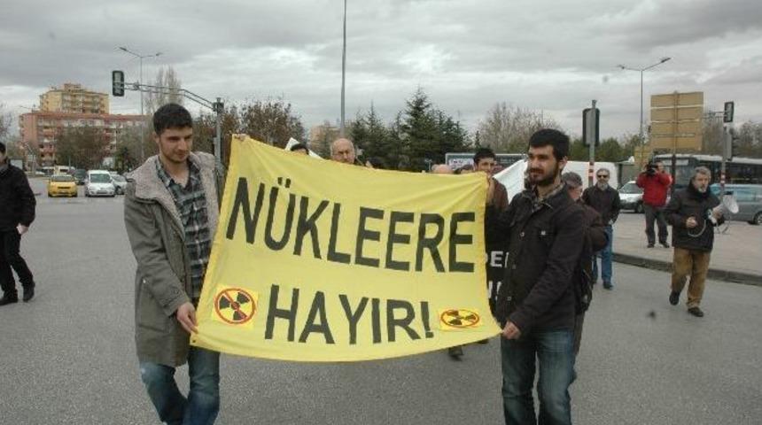 Enerji Ve Tabii Kaynaklar Bakanlığı Önünde Nükleer Karşıtı Eylem