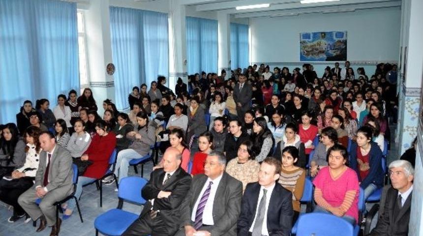 Meram&rsquo;da &Ouml;ğrencilere &ldquo;inanırsam Kazanırım&rdquo; Semineri